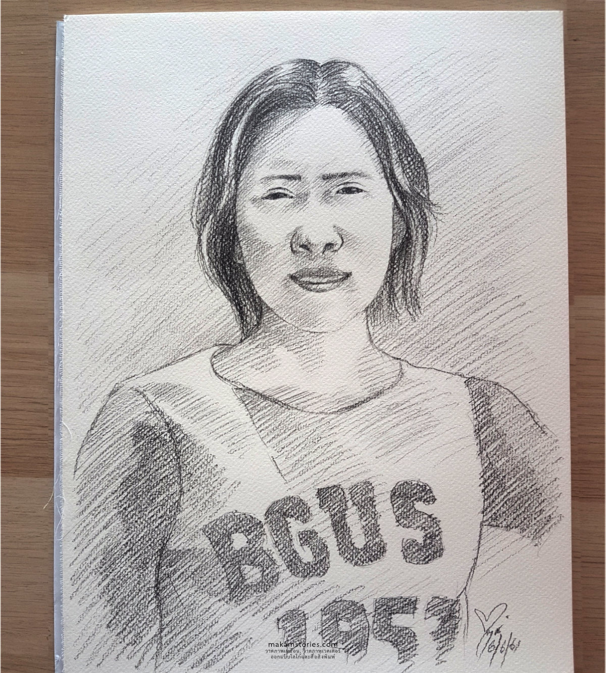 ผลงานวาดภาพเหมือนสไตล์ลายเส้นดินสอดำ ภาพเหมือนลายเส้นผู้หญิง
