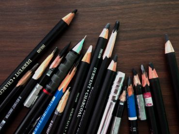 เลือกดินสออย่างไรให้เหมาะสำหรับงานวาดภาพลายเส้น