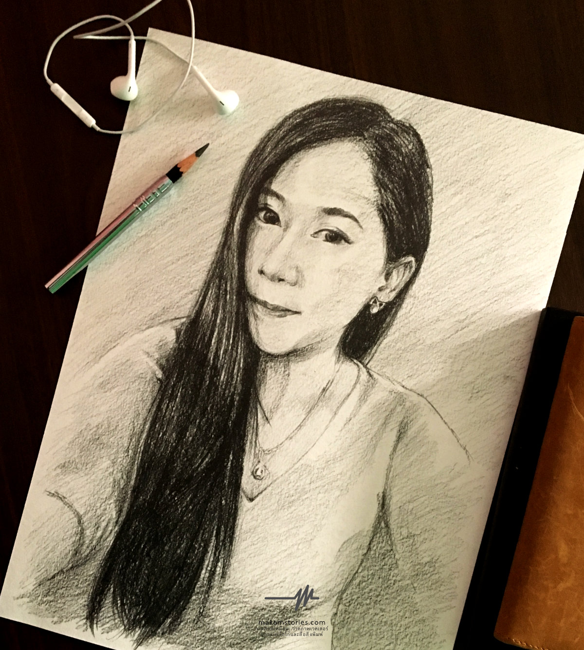 ภาพเหมือนลายเส้น ภาพวาดดรออิ้งผู้หญิง (Drawing Portrait)